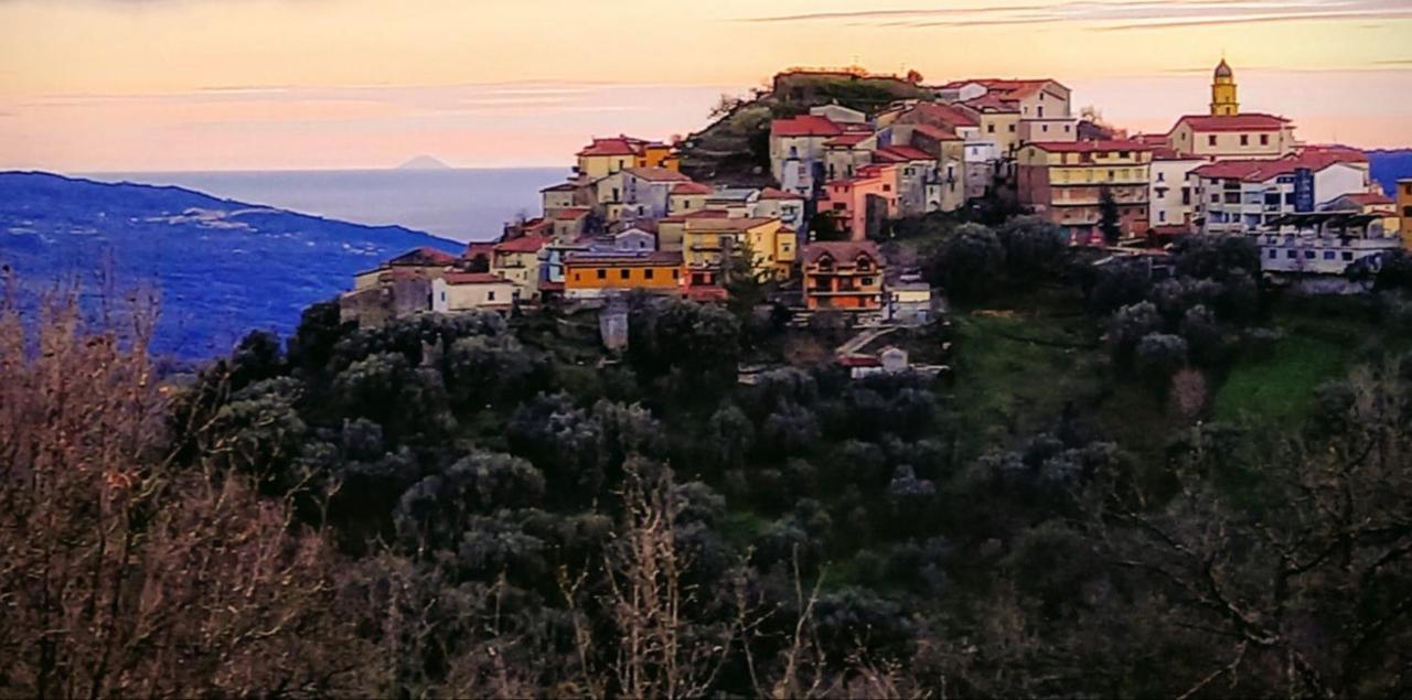 Casa N'Donda Villa Cuccaro Vetere Luaran gambar